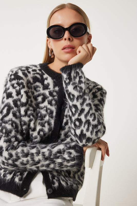 Happiness İstanbul Women's Black and White Leopard Patterned Short Beard Knitwear Cardigan Black White Women