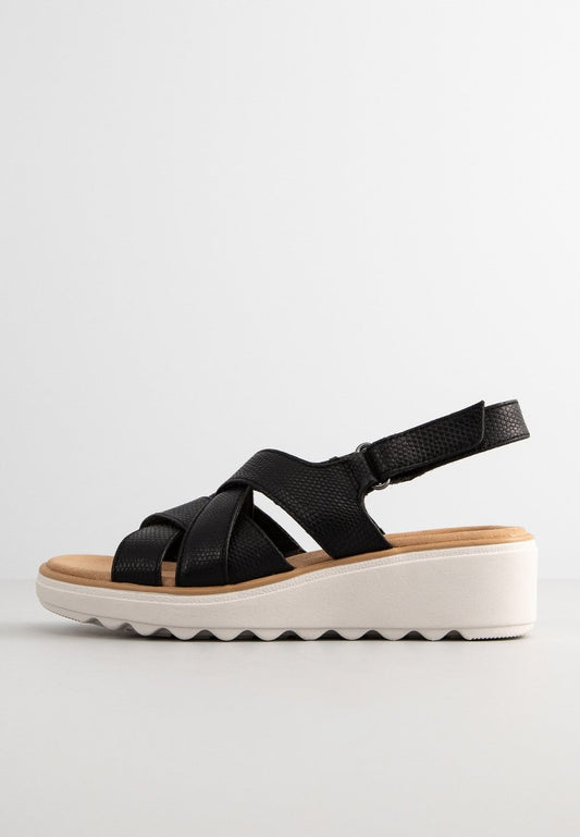 Clarks Jillian Spring Leather Black (ZZO20V194-Q00) Women