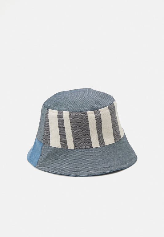 LEVIS MERCADO GLOBAL BUCKET HAT Unisex