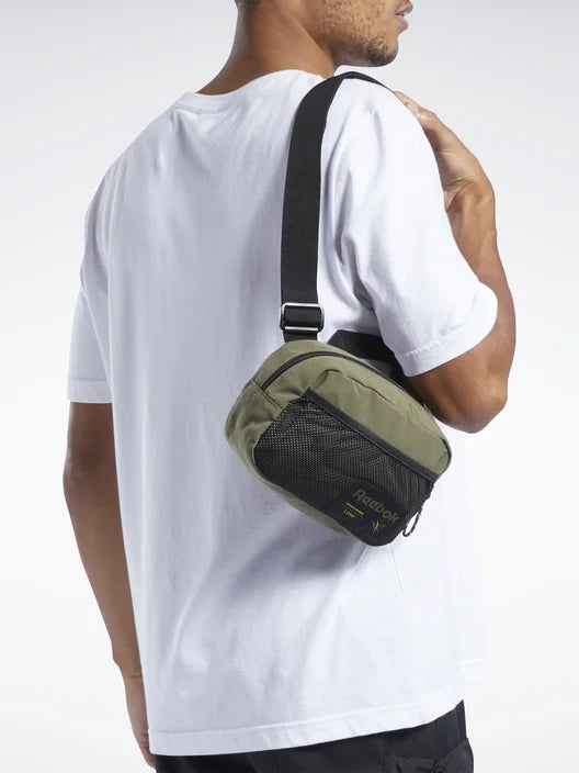 Reebok SASZETKA CL OUTDOOR S SHOULDER BAG (6920) Men